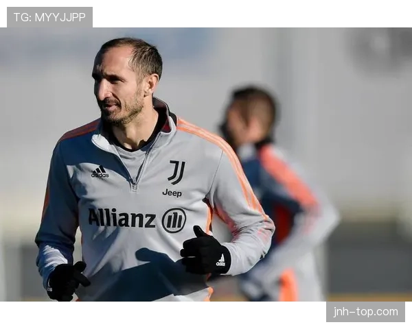 拉莫斯与基耶利尼防守强度偏移下的多点协防趋势